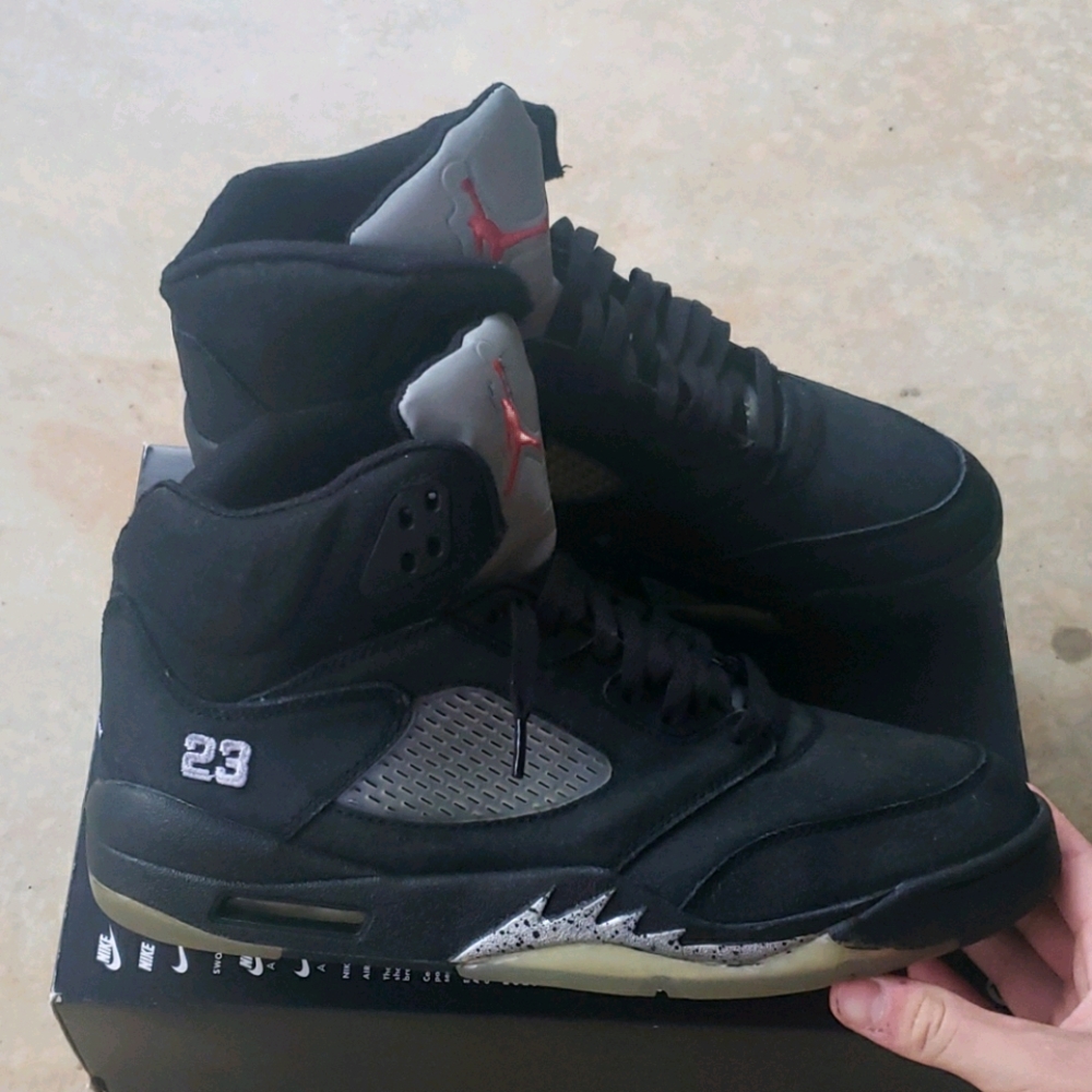 Jordan 5 Metallic